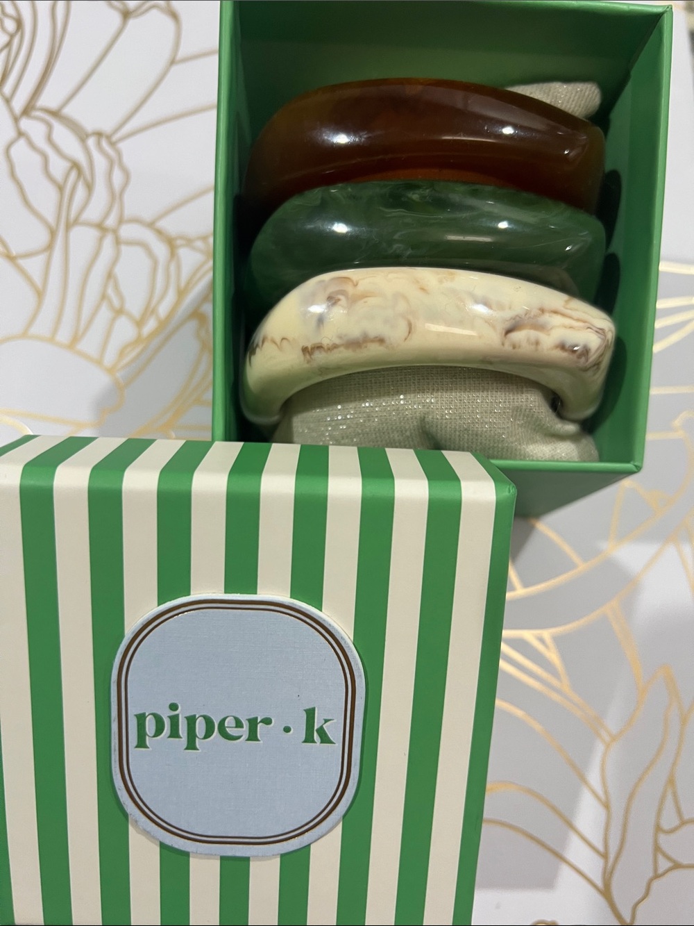 Piper K Set 3 Chunky Marbleized Bangle Stack Bracelets NWT Acrylic Lucite Look